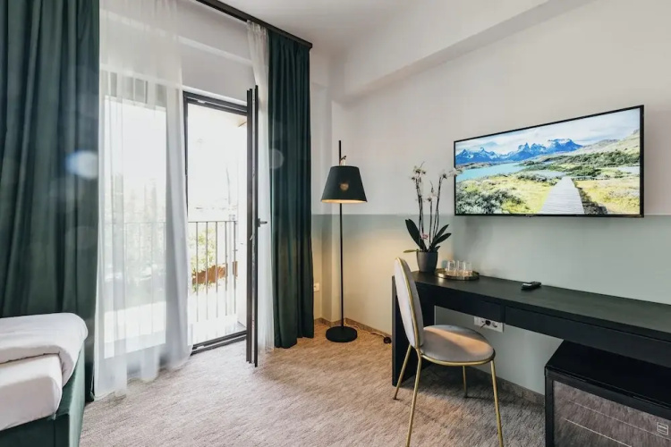 Hotel Agora