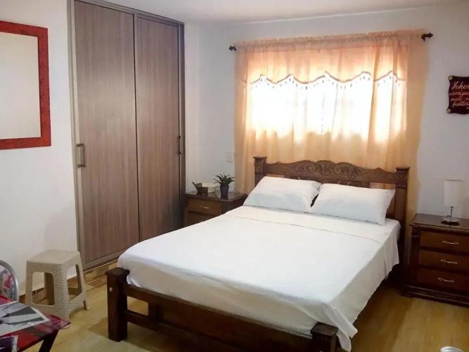 Barajas House
