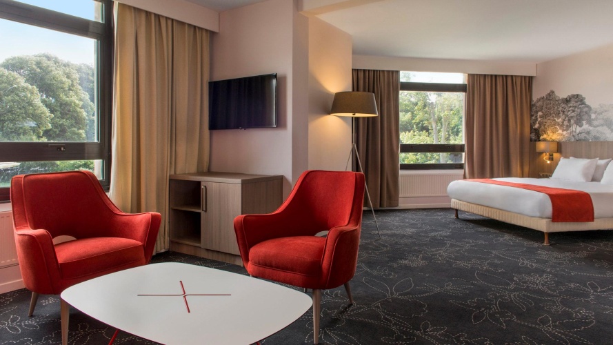 Double Suite