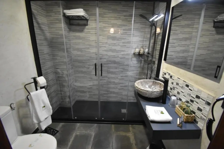 Deluxe Family Suite