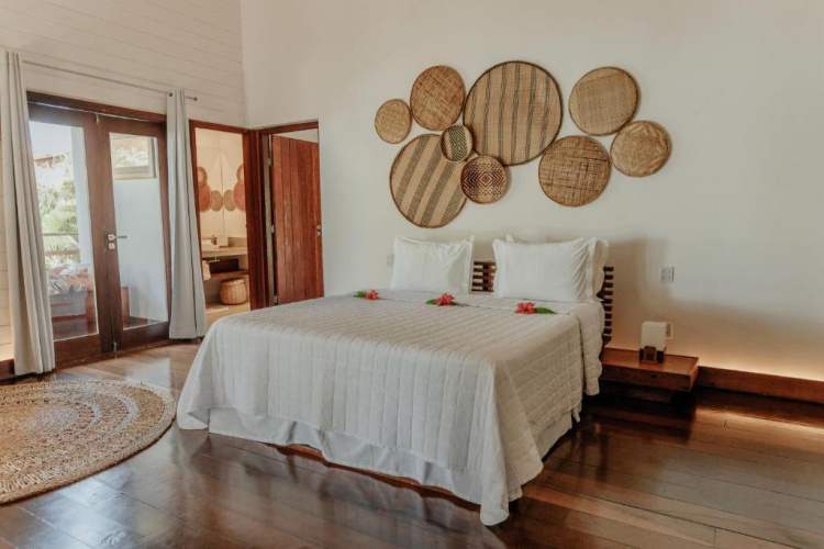 Madeiro Beach Hotel And Resort