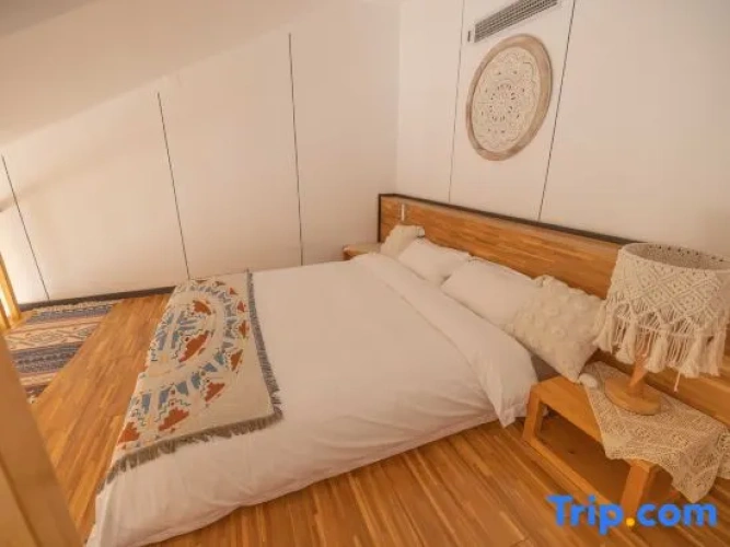 Standard Double room with courtyard view