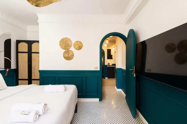 The Neat Nostalgic 2bdr Apt. @ Cairo's Downtown
