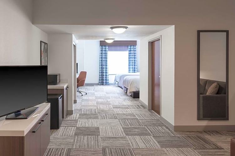 Deluxe Double Suite