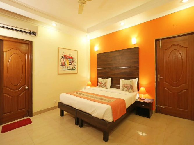OYO Flagship 477 HUDA City Centre