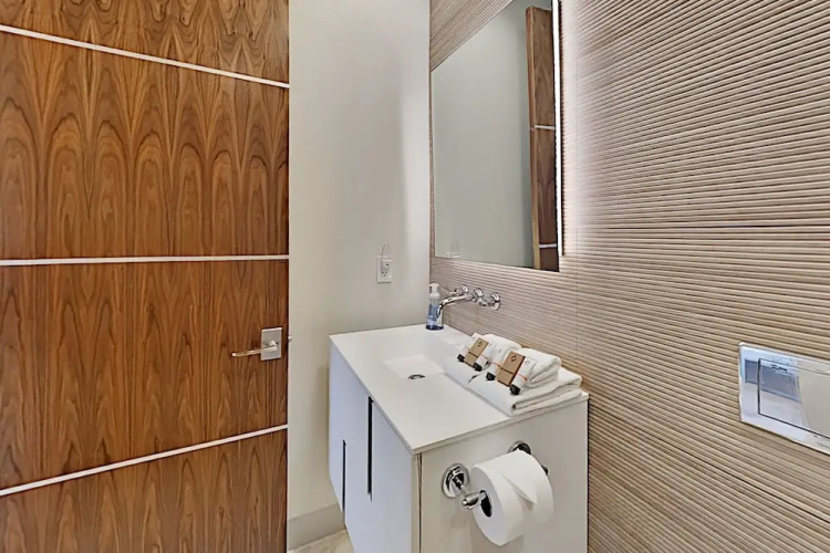 1569lorr Studio Bedroom Home