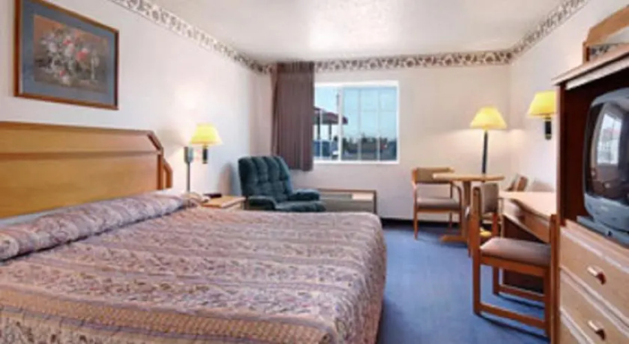 Days Inn Osceola