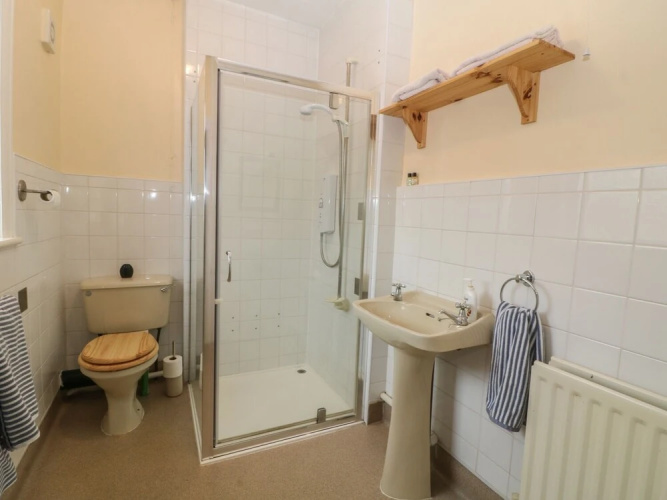 Park Lane Apartment