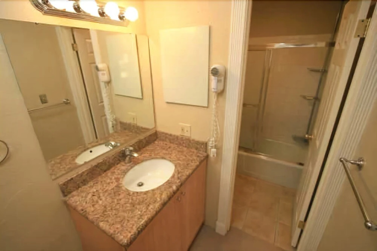 Condo with Pool & Hot Tubs, Free Shuttle by RedAwning