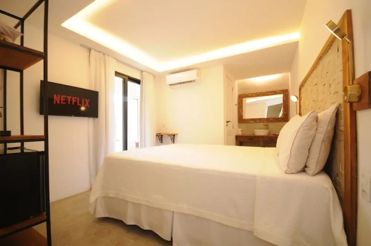 Comfort room