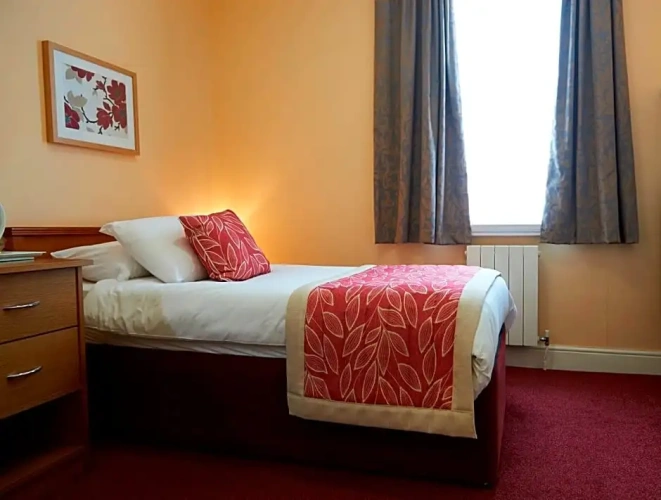Standard Single room