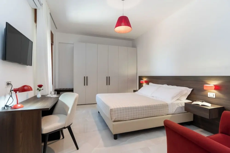 Comfort room