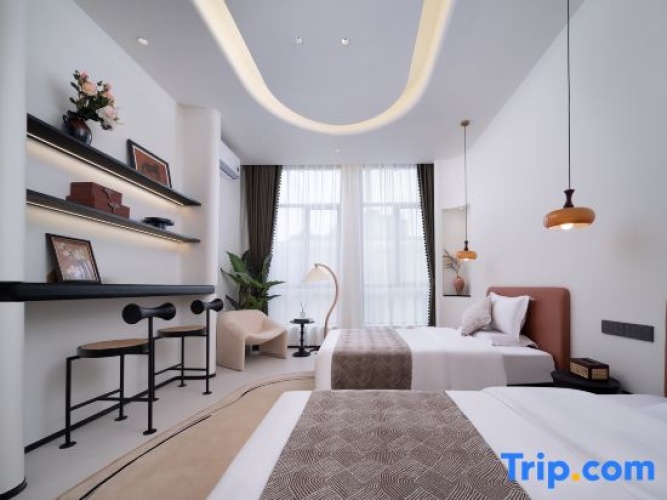 Standard Twin Family room