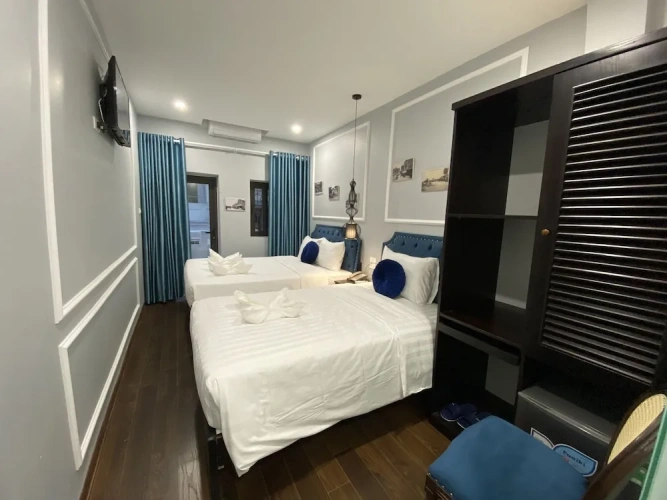 Standard Triple room