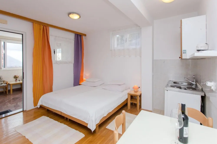 Apartment Dorina