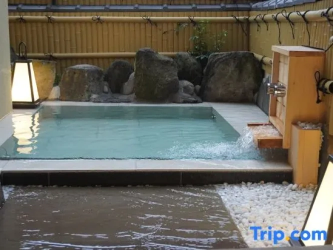 Standard room with river view