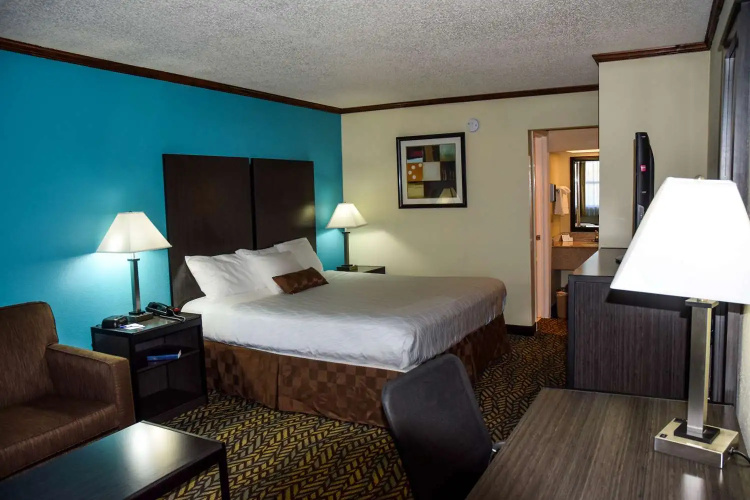Best Western Fairwinds Inn