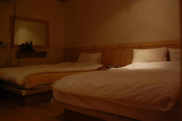 Jangsu Spa Hotel