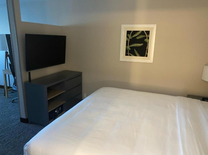 1 Bedroom Double Suite