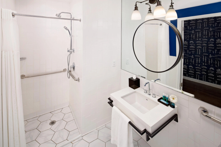 Hotel Indigo Boston Garden photo 9