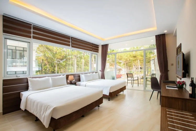 Premium Quadruple room