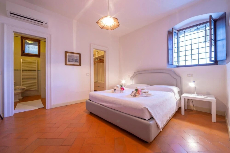 Villa Faccioli Limone With Shared Pool