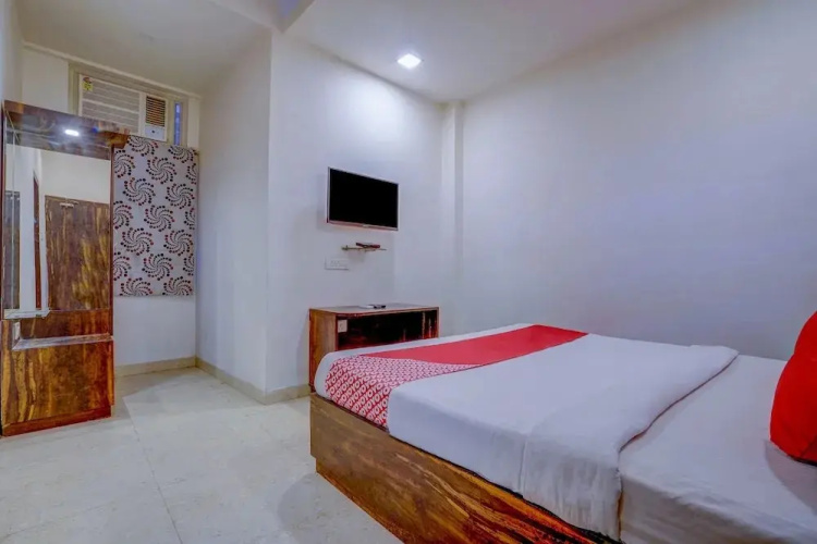 Hotel O Traveller Inn