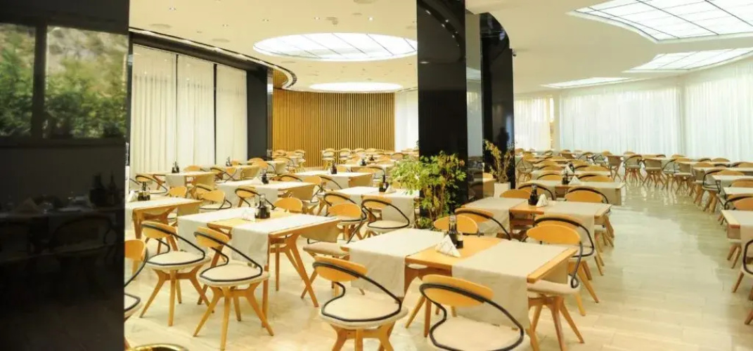 Hotel Leonardo
