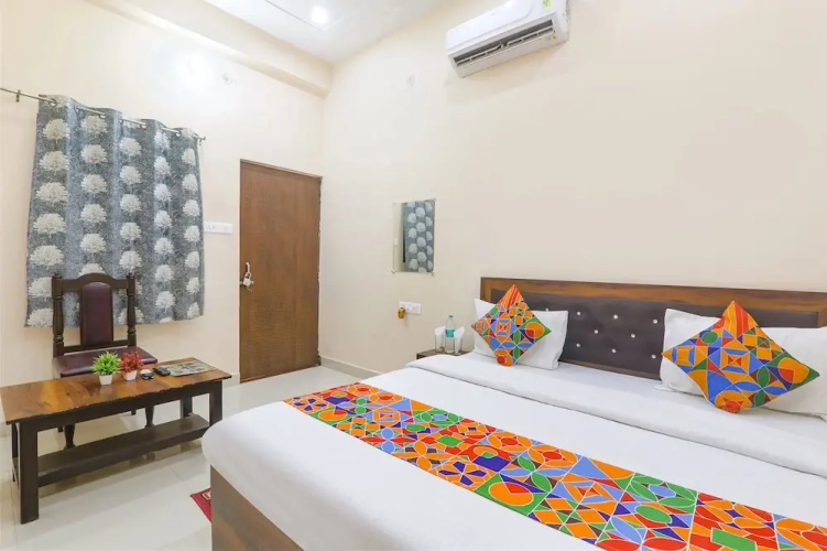 Fabhotel Rk Palace