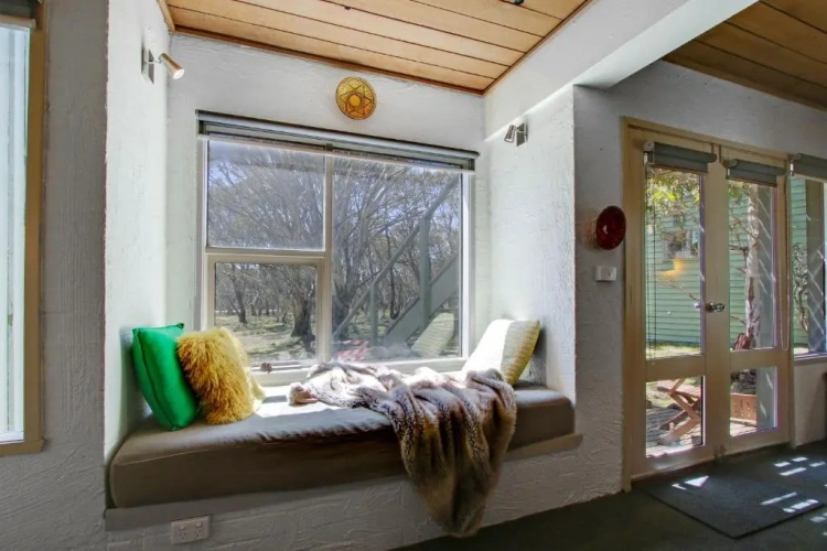2 Bedrooms Cottage