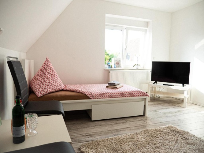 3 Bedrooms Apartment