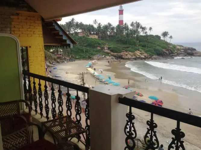 Blooms Beach Resort