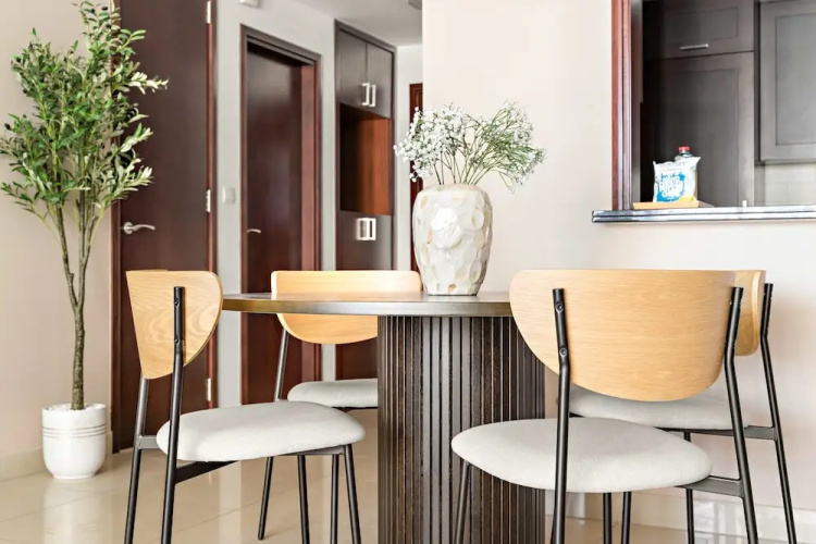 Silkhaus Elite 1bdr at 29 Boulevard Downtown