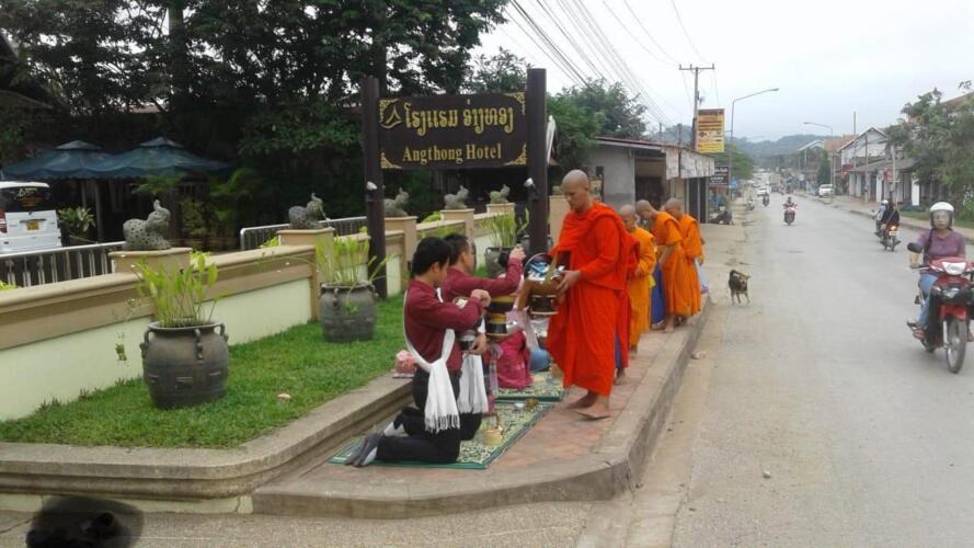 Ang Thong HotelOver view