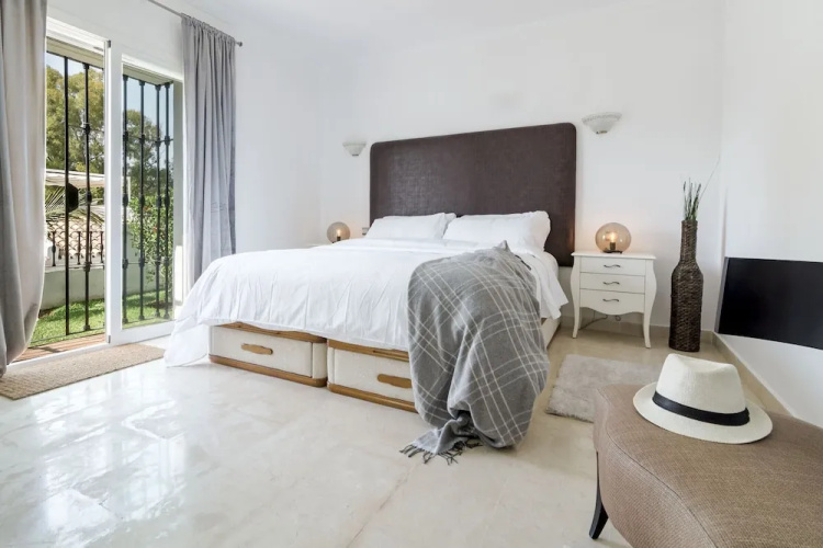 AP169 - Comfortable 2 bedroom apartment