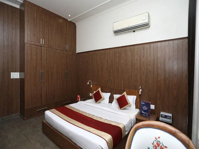 Encasa By OYO Rooms