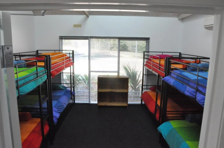 Alpine Sports Lodge