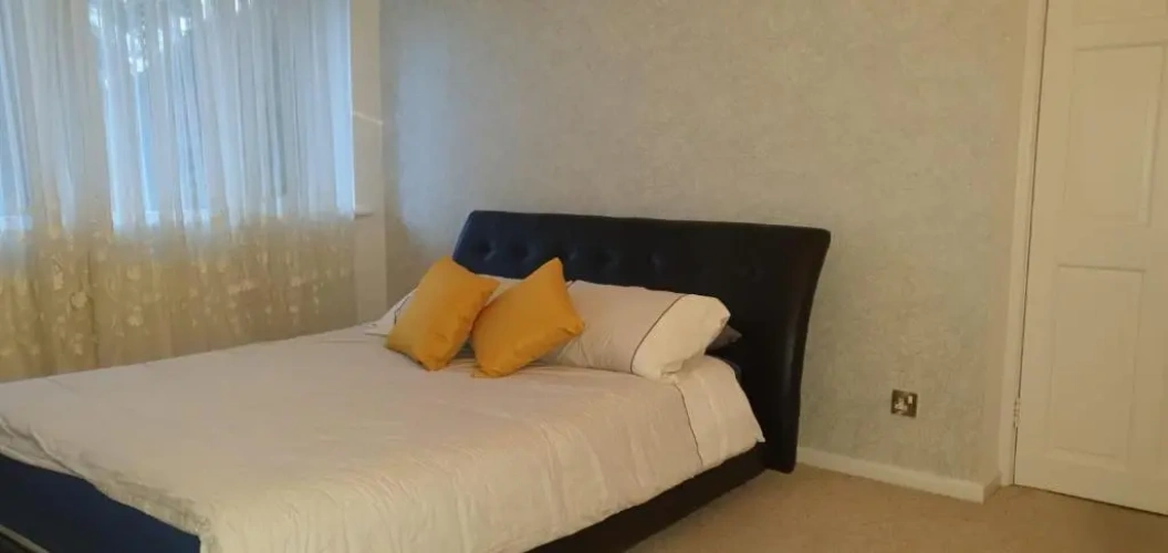 2 Bedrooms Cottage