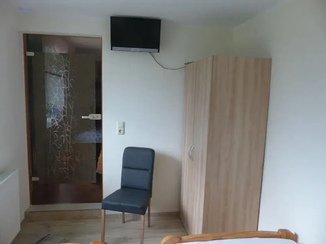 2 Bedrooms Classic Apartment