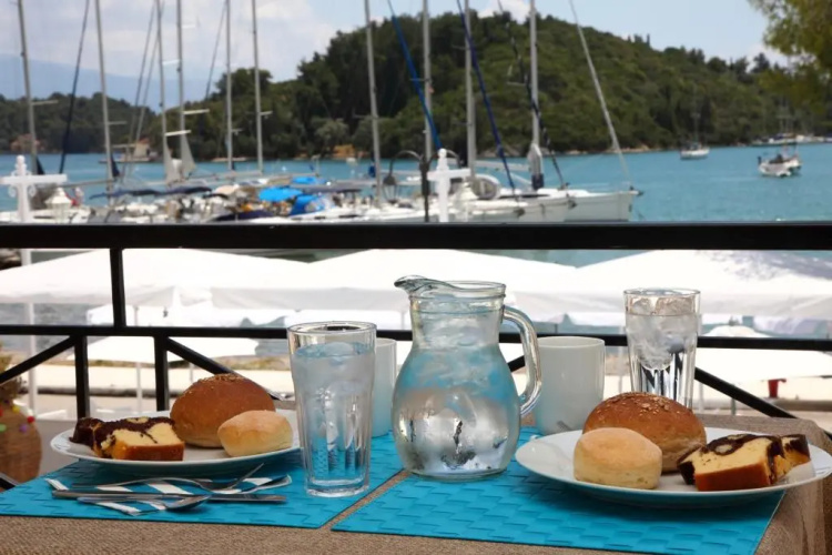 Nidri Bay