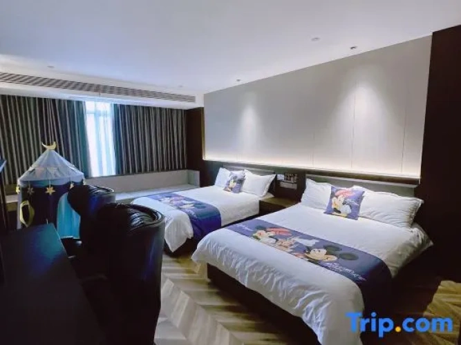 Standard Twin Family room