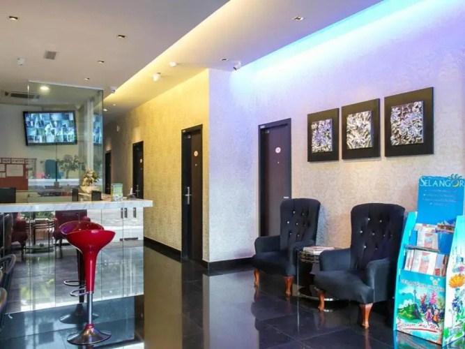 D'Metro Hotel