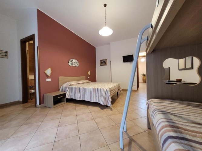 Standard Quadruple room