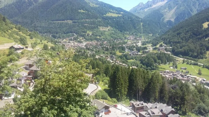 Standard Double room with view
