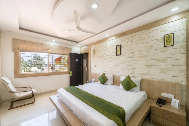 Treebo Shree Krishn Comfort