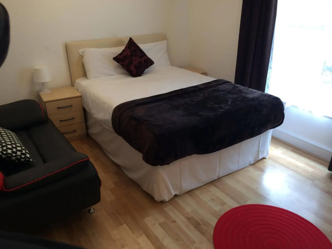 Wellington Road Apartments