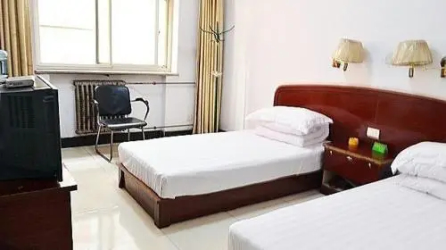 Yuncheng Heping Inn
