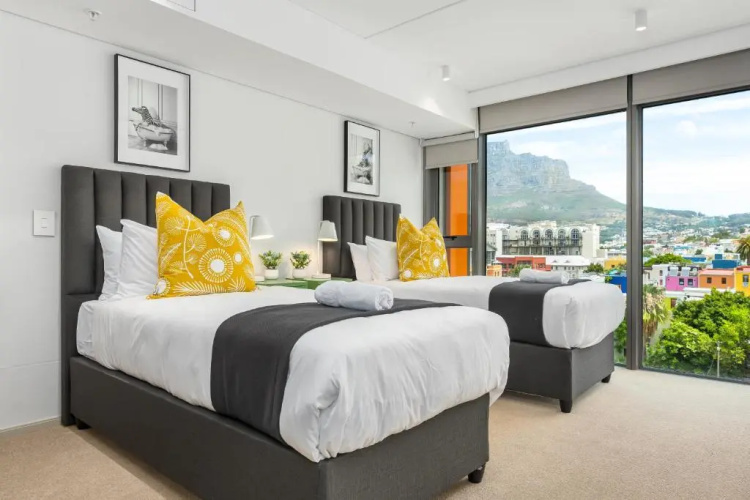 117 on Strand - Luxury Apartments