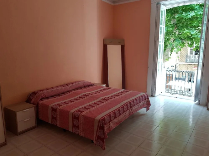 Hostal Marqués del Campo - Hostel