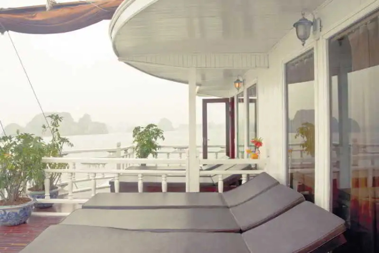 Halong Paloma Cruise
